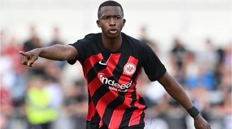 图片报:法鹰中卫帕乔是皇马目标 4000万欧可签下